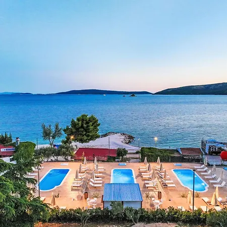 Medena-2 By Interhome Appartamento Traù